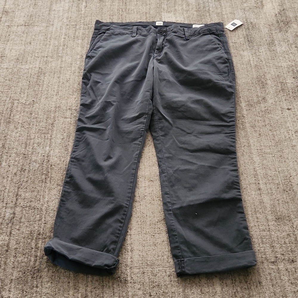 NWT GAP Chinos - Picture 3 of 6